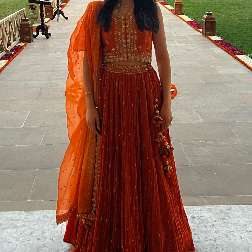 Surbhi Shah Lehenga, Size 00 / XS